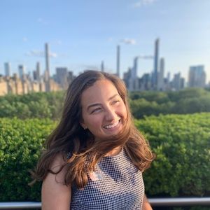 Meet your Posher, Emily